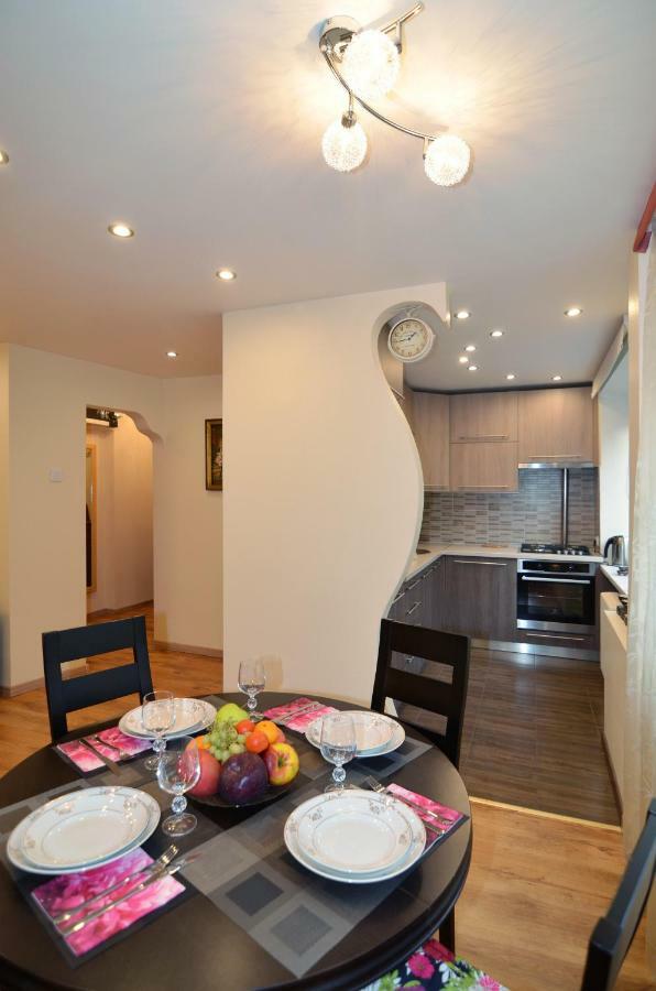 Tomsona Apartment Riga Center Екстериор снимка